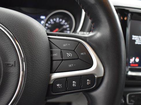 Used 2019 Jeep Compass Limited w/ Advanced Safety Group image 7