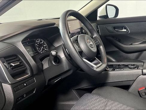 Used 2023 Nissan Rogue SV AWD/4WD image 16