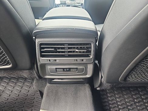 Used 2022 Audi Q7 2.0T Premium AWD/4WD image 29