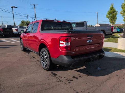 Used 2024 Ford Maverick Lariat FWD image 3