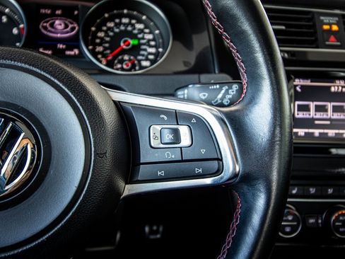 Used 2015 Volkswagen GTI Autobahn image 33