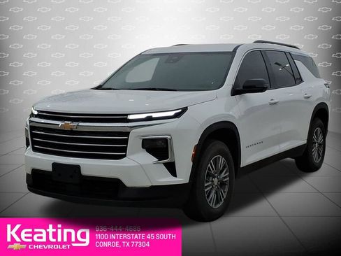 Used 2026 Chevrolet Traverse LT w/ Driver Confidence Package FWD image 8