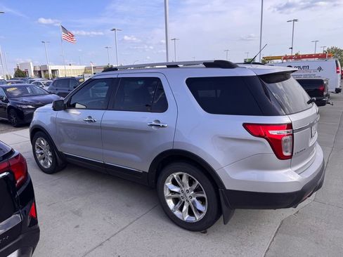 Used 2014 Ford Explorer Limited w/ Equipment Group 302A AWD/4WD image 7