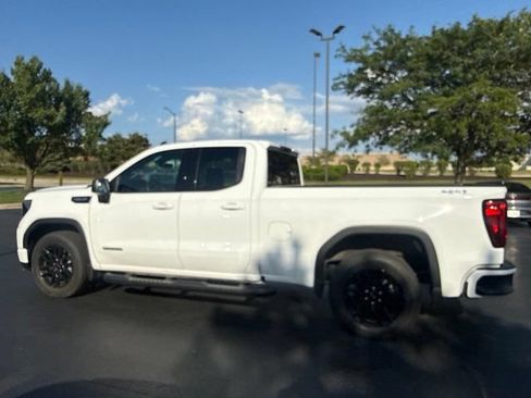 Used 2023 GMC Sierra 1500 Elevation AWD/4WD image 2