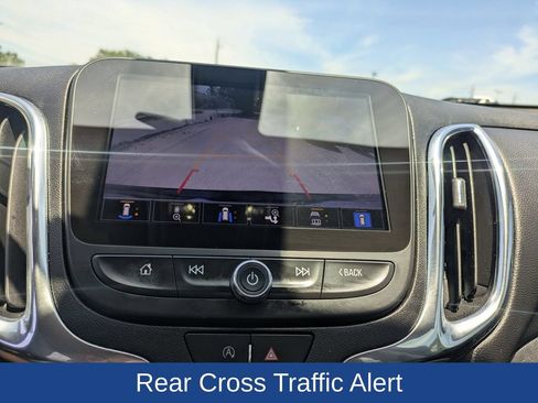 Used 2022 Chevrolet Equinox LT FWD image 21
