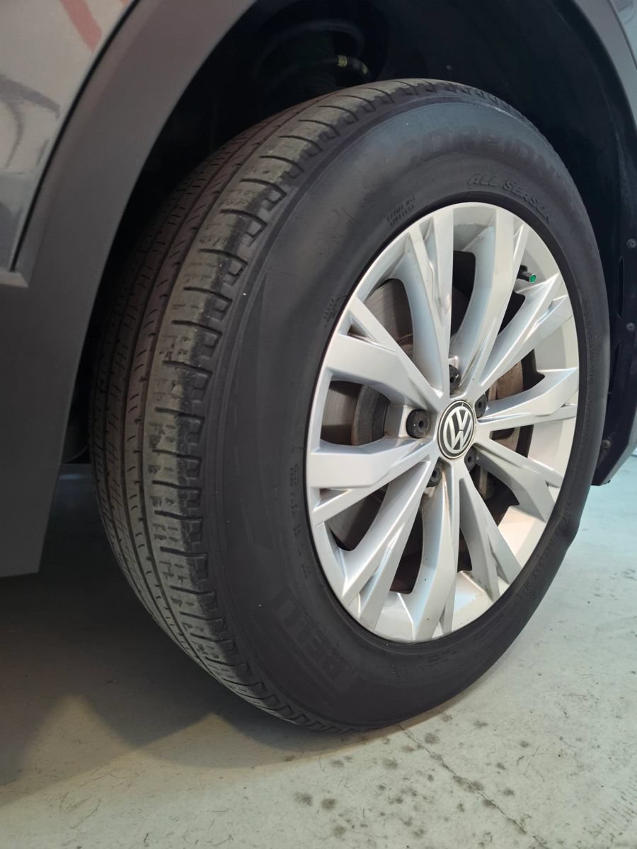 Used 2019 Volkswagen Tiguan S FWD image 12