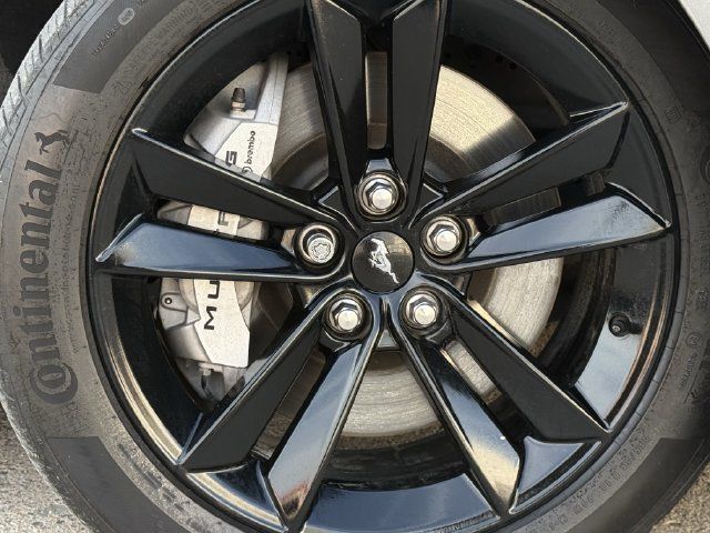 Used 2025 Ford Mustang GT RWD image 8