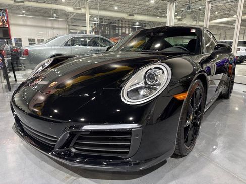 Used 2018 Porsche 911 Carrera image 1