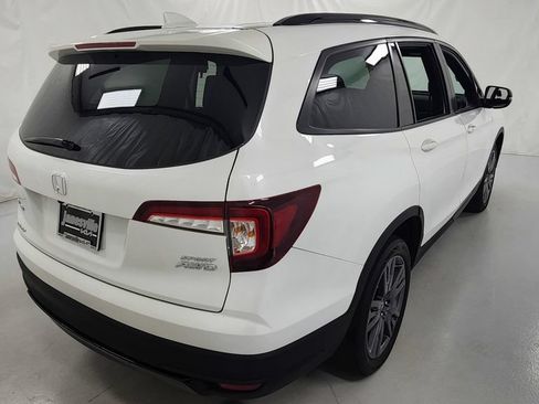 Used 2022 Honda Pilot Sport image 3