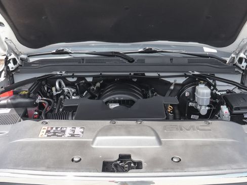 Used 2018 GMC Yukon SLT w/ Open Road Package RWD image 11