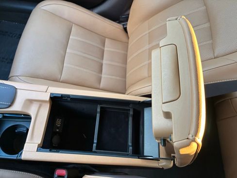 Used 2018 Lexus ES 300h image 36