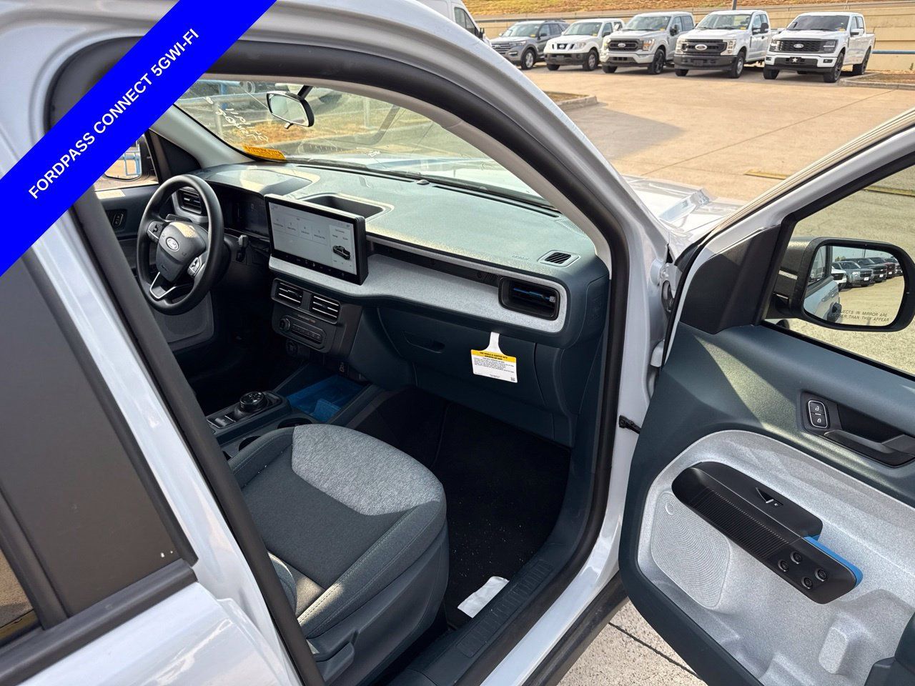 Used 2025 Ford Maverick XLT w/ Equipment Group 302A AWD/4WD image 15