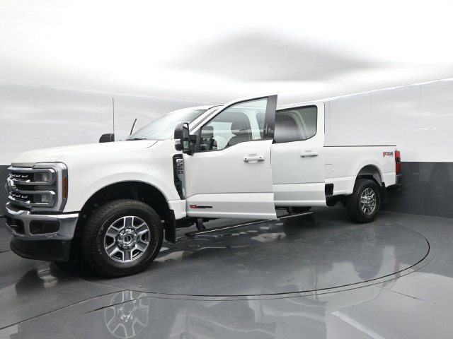 Used 2024 Ford F250 Lariat w/ Lariat Ultimate Package AWD/4WD image 65