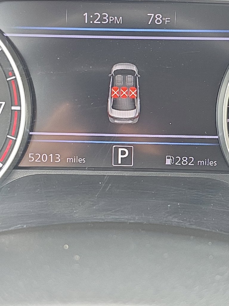 Used 2025 Nissan Sentra SR FWD image 22