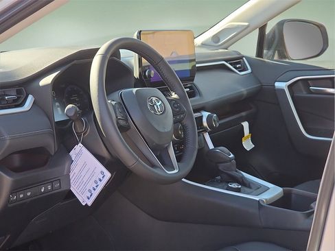 New 2025 Toyota RAV4 Limited image 21