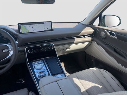 Used 2022 Genesis GV80 2.5T w/ Prestige Package 05 image 27