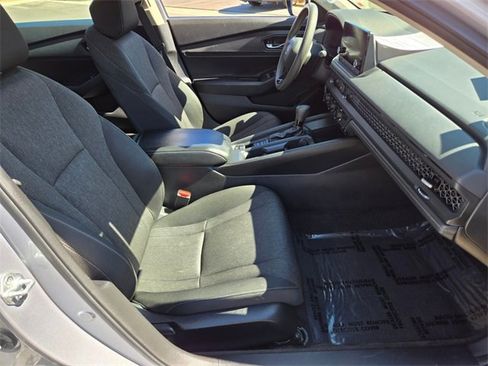 Certified 2023 Honda Accord EX image 20