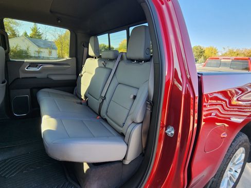 Certified 2025 Chevrolet Silverado 1500 LTZ w/ Z71 Off-Road Package image 19