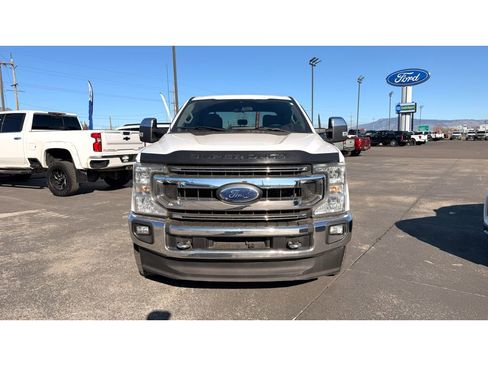 Used 2020 Ford F350 XLT w/ XLT Premium Package image 4