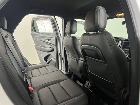 Used 2021 Chevrolet TrailBlazer ACTIV w/ Technology Package AWD/4WD image 13
