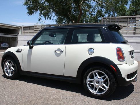 Used 2010 MINI Cooper S FWD image 21