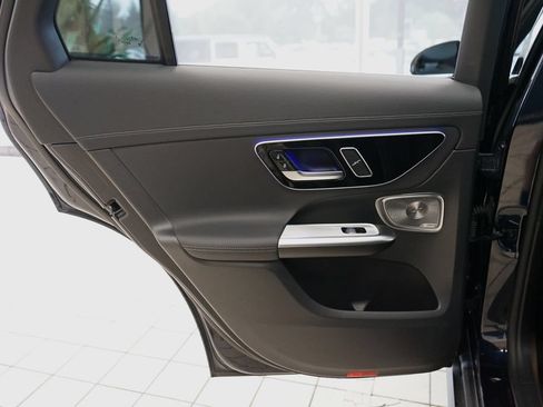 Used 2024 Mercedes-Benz GLC 300 4MATIC image 51