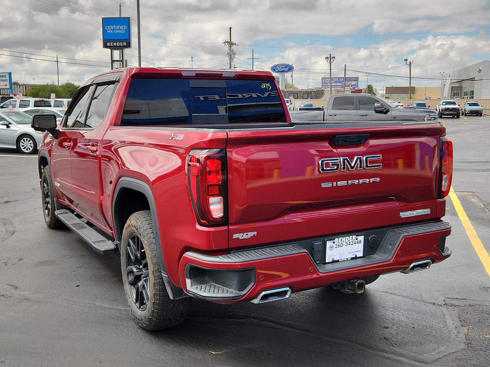 Used 2024 GMC Sierra 1500 Elevation w/ Elevation Premium Package AWD/4WD image 3