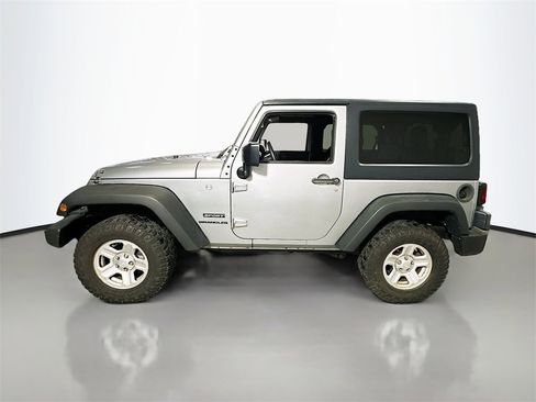 Used 2016 Jeep Wrangler Sport image 38