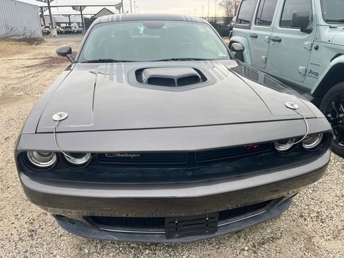 Used 2016 Dodge Challenger R/T Plus image 2