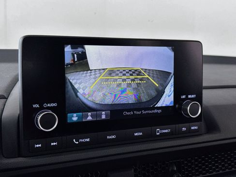 Used 2024 Honda CR-V LX image 16