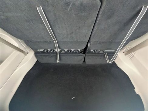 Used 2024 Chrysler Pacifica Touring-L image 28