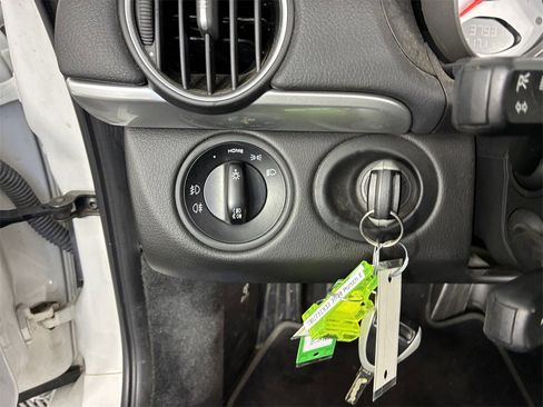 Used 2008 Porsche Boxster S image 19