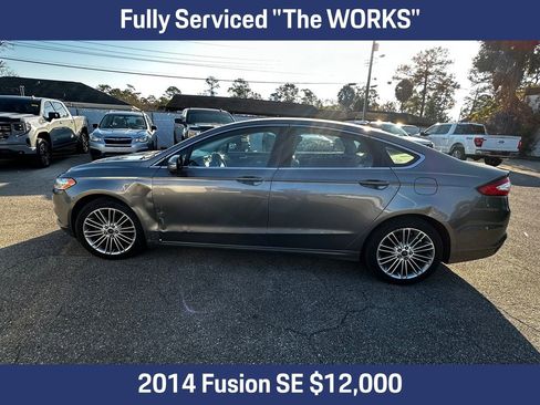 Used 2014 Ford Fusion SE w/ Equipment Group 202A image 2