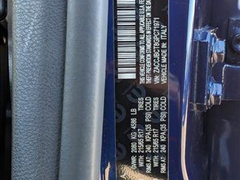 Used 2016 Jeep Renegade Trailhawk image 25