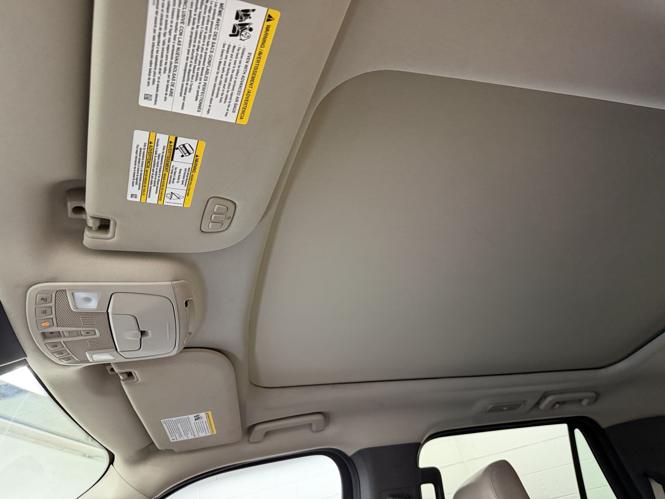 Used 2020 Ford Expedition XLT w/ Equipment Group 202A AWD/4WD image 24