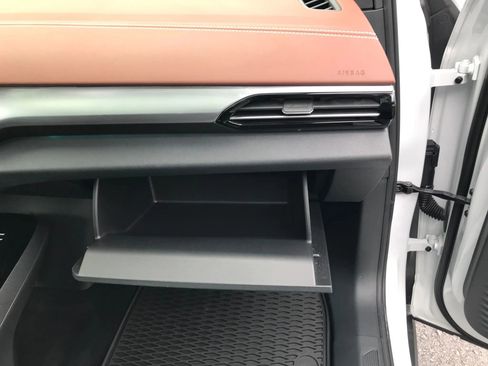 Used 2022 Volkswagen ID.4 Pro S w/ Gradient Package image 97