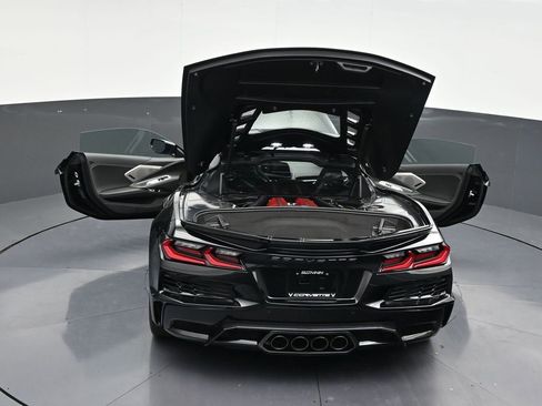 Used 2026 Chevrolet Corvette Z06 image 34