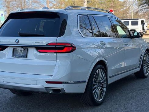 Used 2023 BMW X7 xDrive40i w/ Executive Package image 5
