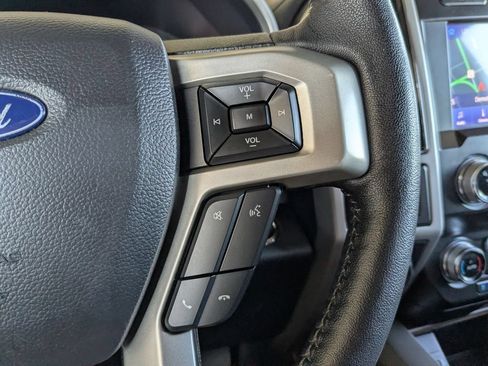 Used 2020 Ford F150 Lariat w/ Equipment Group 502A Luxury AWD/4WD image 16