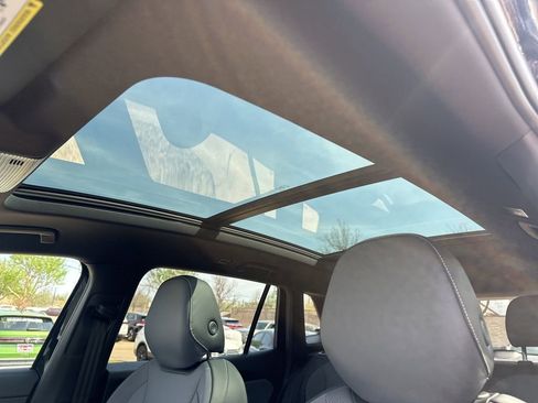 New 2026 Volkswagen Tiguan SE R-Line AWD/4WD image 26
