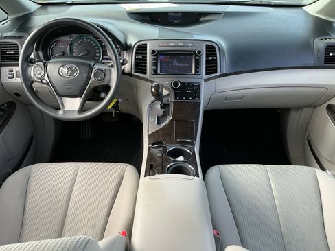 Used 2013 Toyota Venza LE image 20