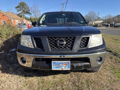 Used 2014 Nissan Frontier SL image 8