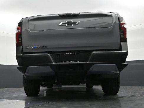 Used 2026 Chevrolet Silverado EV LT w/ Plus Package AWD/4WD image 23