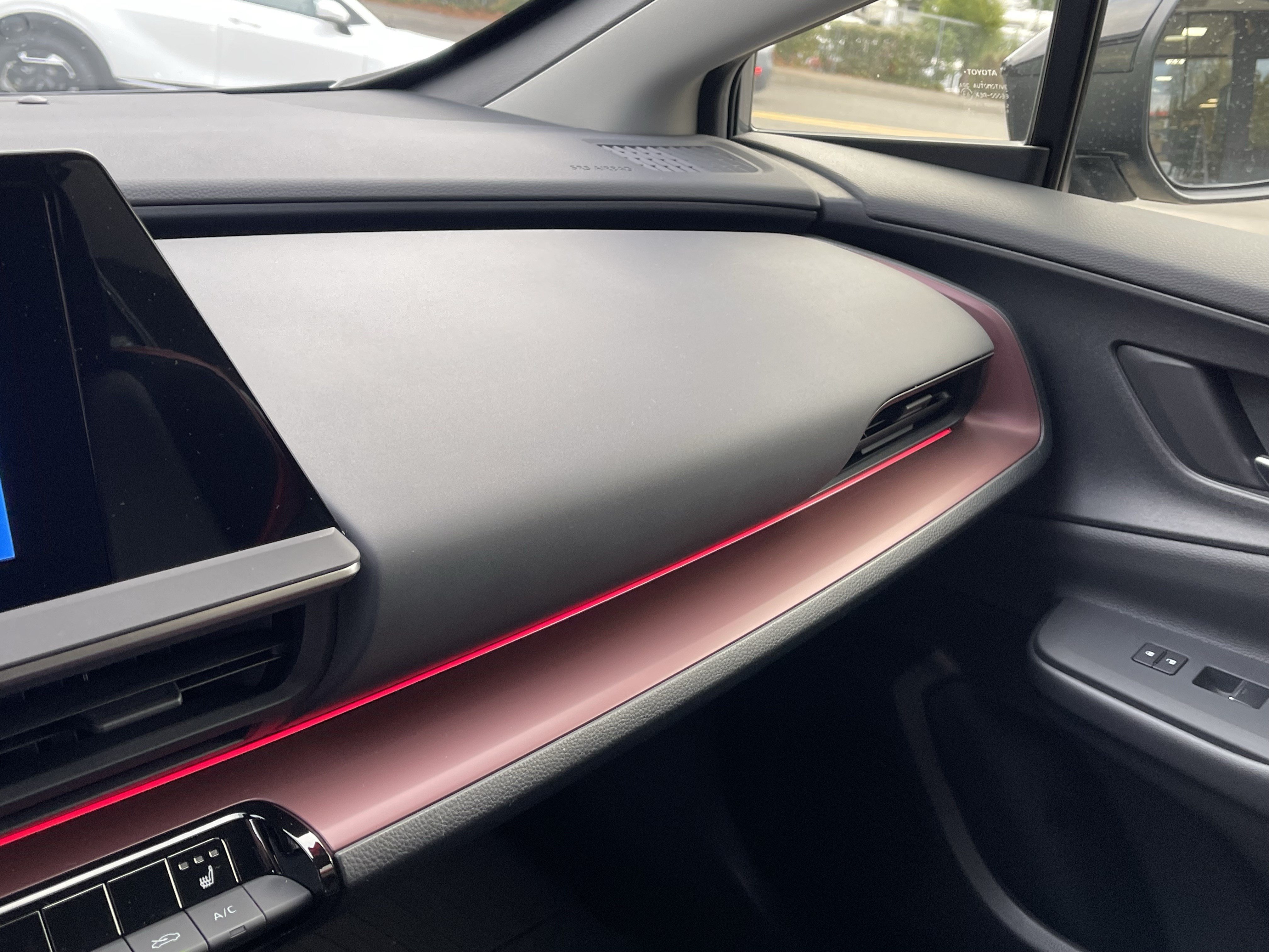 Certified 2024 Toyota Prius Prime FWD image 23