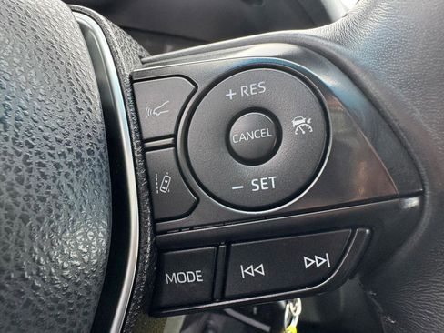 Used 2018 Toyota Camry SE FWD image 29