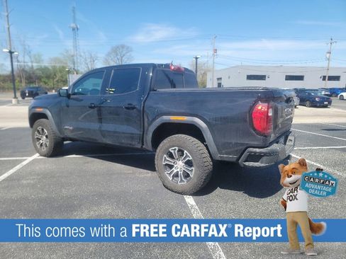 Used 2023 GMC Canyon AT4 w/ AT4 Premium Package AWD/4WD image 3