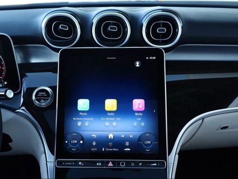 New 2026 Mercedes-Benz GLC 300 image 16