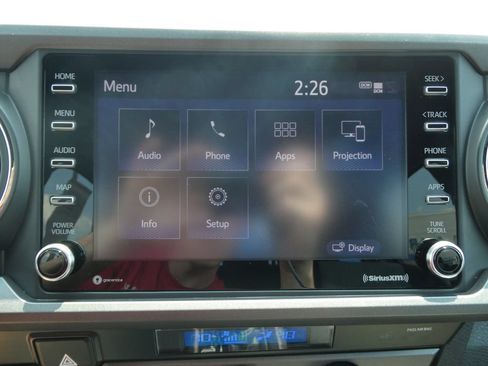 Used 2022 Toyota Tacoma TRD Off-Road AWD/4WD image 31