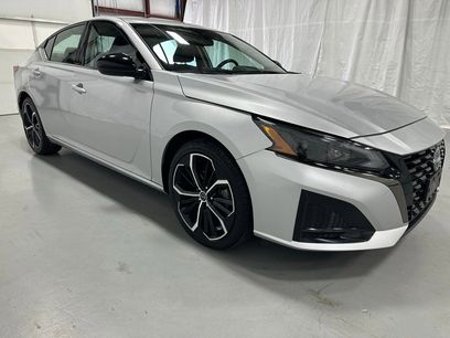 Used 2024 Nissan Altima 2.5 SR