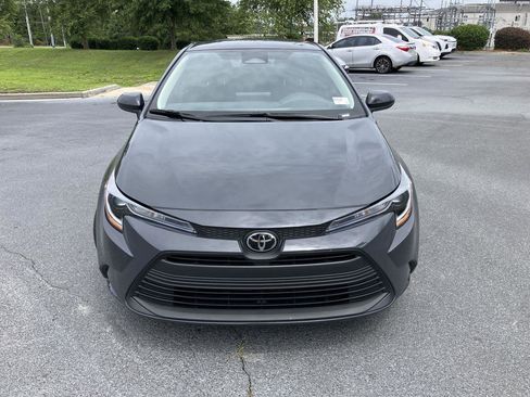 Certified 2025 Toyota Corolla LE FWD image 8